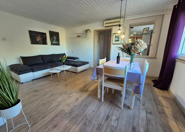 Apartments Buktenica